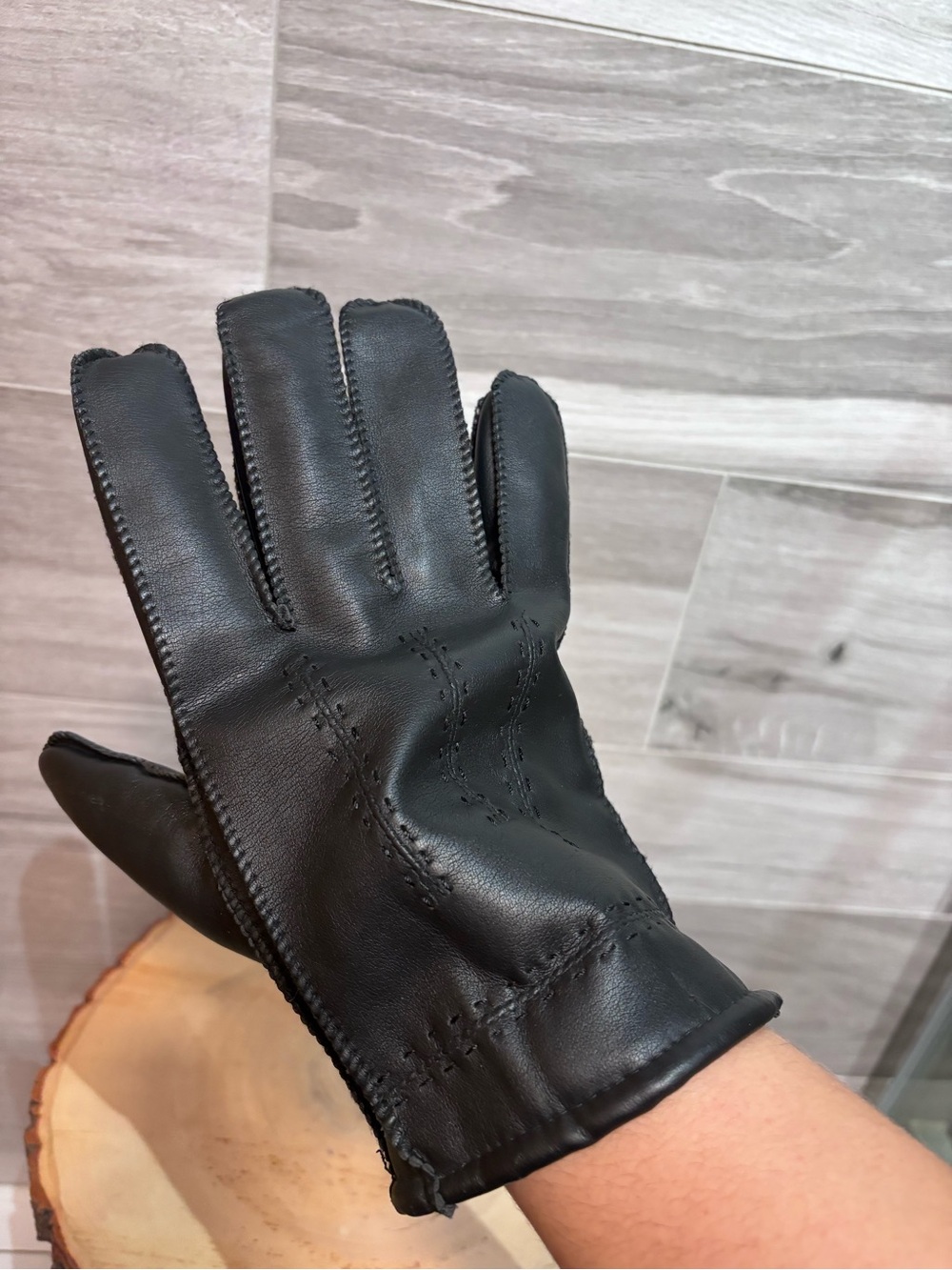 3/$30 men’s  black winter insulated gloves Soft interior lining size Large